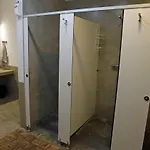 里斯本落英旅舍 *